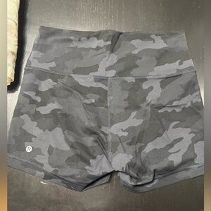Lululemon Women's Black Camo Shorts